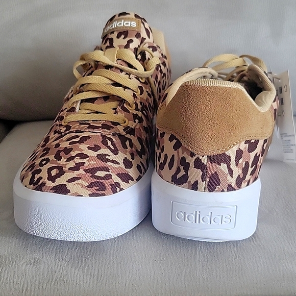 Adidas Court Platform - Picture 3 of 3